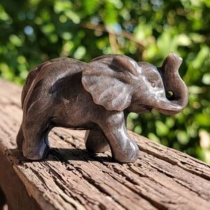 NEW 2.84" x 1.7" SILVER SHEEN OBSIDIAN ELEPHANT